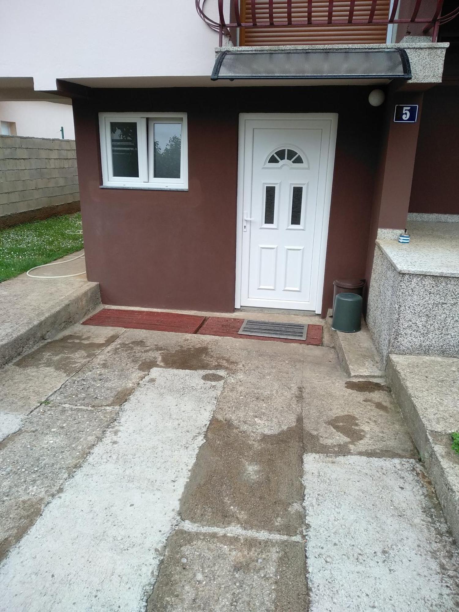 Apartments Popovic Podgorica Bagian luar foto