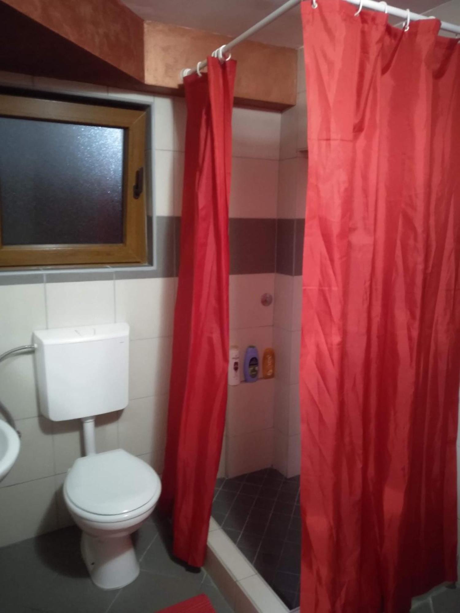 Apartments Popovic Podgorica Bagian luar foto